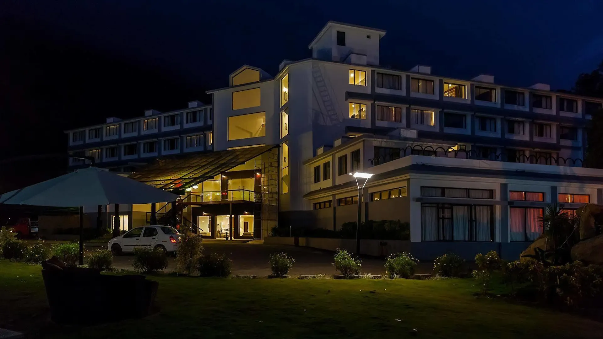 **** Hotel Munnar - Terrace Greens, A Sterling Holidays Resort Indie